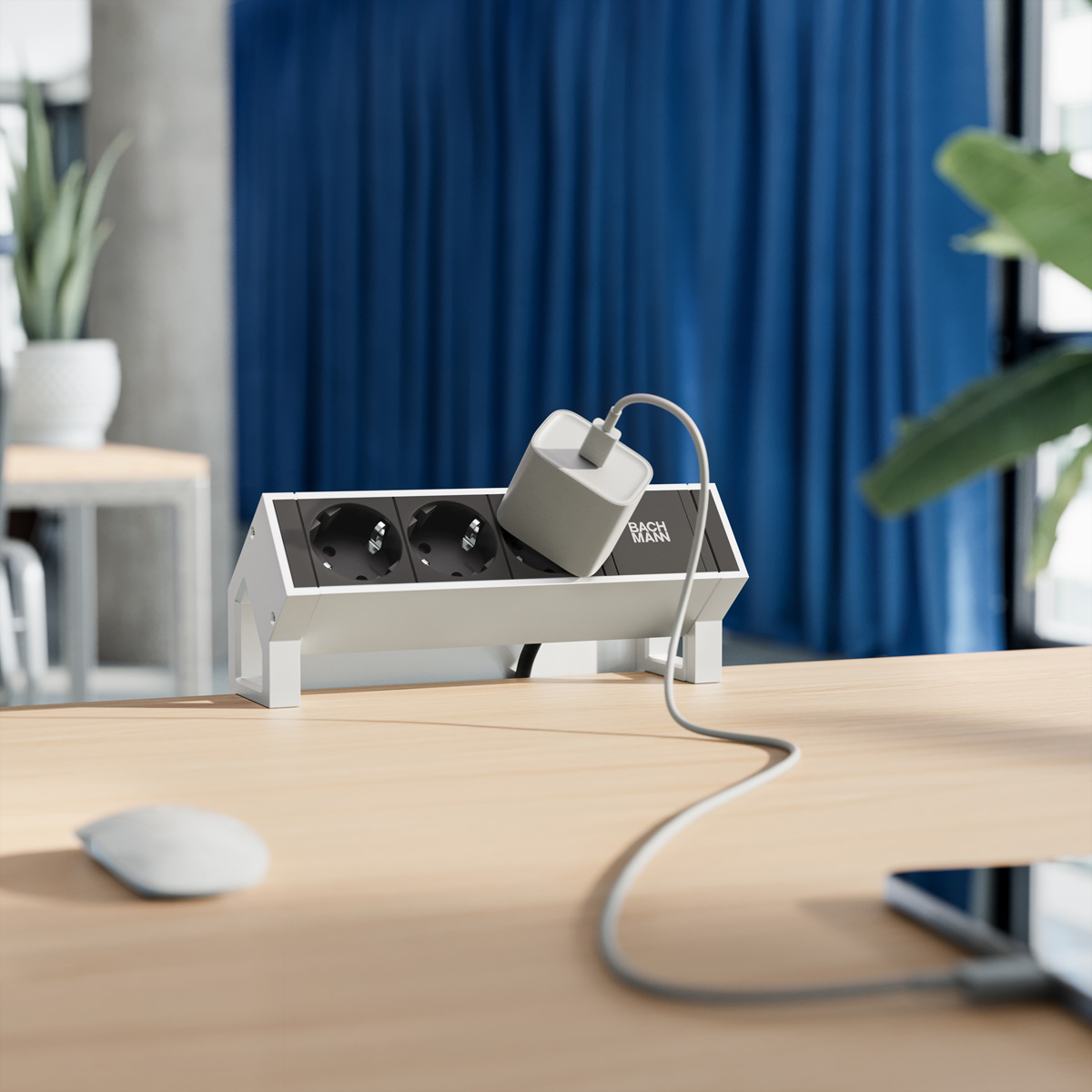 BACHMANN DESK2 3x Schutzkontakt 1x ABD GST18 Inox