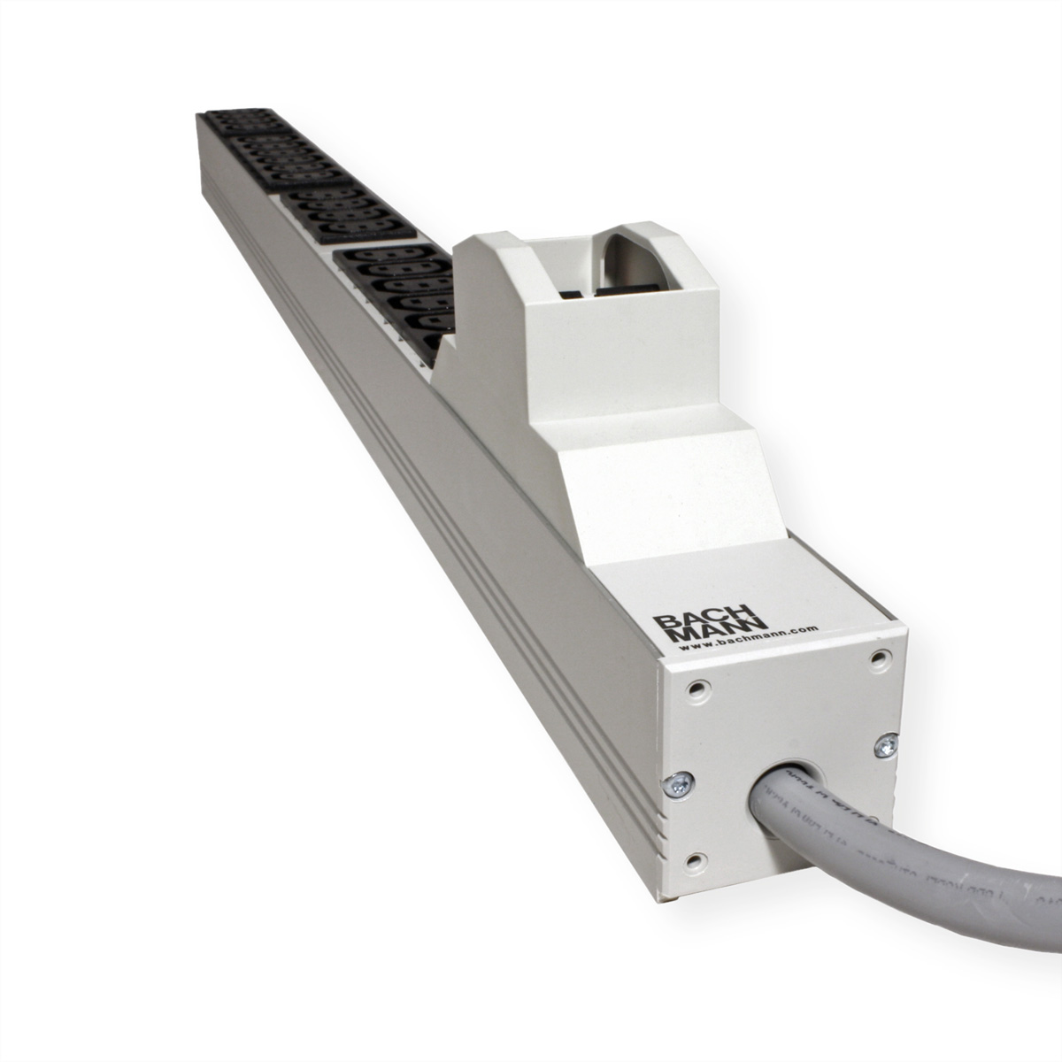 BACHMANN IT PDU ALU 1HE 20x C13 2x Schutzschalter CEE 32A blau