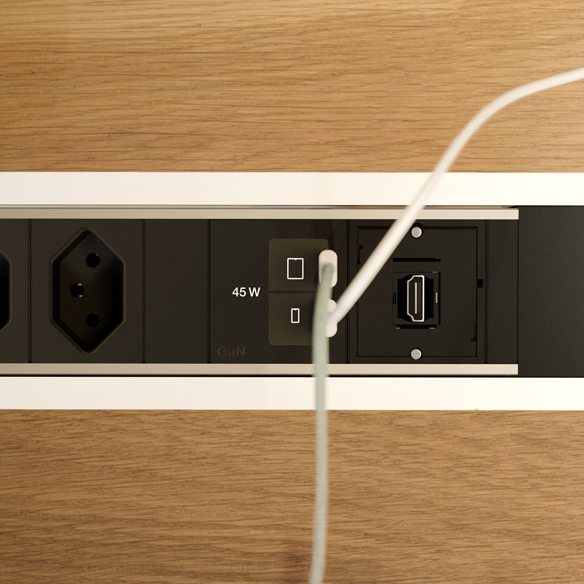 BACHMANN POWER FRAME M 2xCH 0°, 1xUSB C/C 45W 1xCM L=0,2m